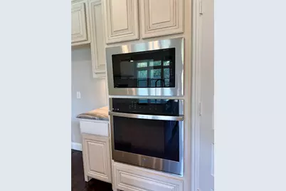 390 Devonshire Drive, Greenville, TX 75401 - Photo 12