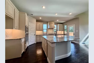 390 Devonshire Drive, Greenville, TX 75401 - Photo 8