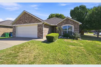 302 Creekside Way, Waxahachie, TX 75165 - Photo 1