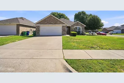 302 Creekside Way, Waxahachie, TX 75165 - Photo 4
