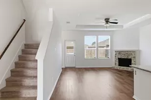 1716 Gayla Creek Dr, Little Elm, TX 75068 - Photo 4