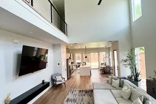2407 Crossman Ave, Dallas, TX 75212 - Photo 2