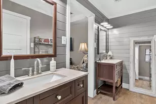 2501 New Haven Ct, Bedford, TX 76022 - Photo 18