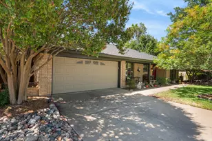 2501 New Haven Ct, Bedford, TX 76022 - Photo 2