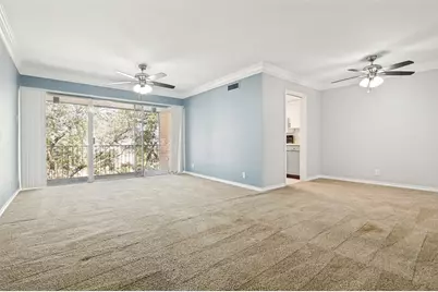 524 E Avenue J #C, Grand Prairie, TX 75050 - Photo 4