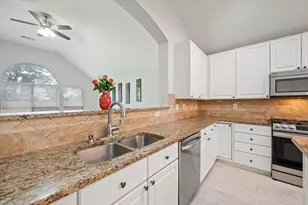 3517 Arbor Creek Ln, Flower Mound, TX 75022 - Photo 12