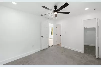 905 E Shaw Street, Fort Worth, TX 76110 - Photo 4