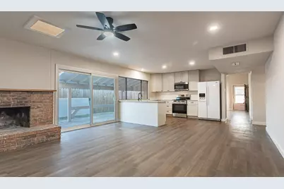 5220 Pruitt Drive, The Colony, TX 75056 - Photo 4