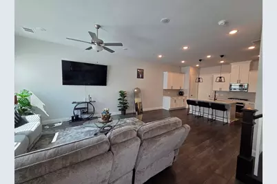 309 Colusa Drive, Lewisville, TX 75056 - Photo 2