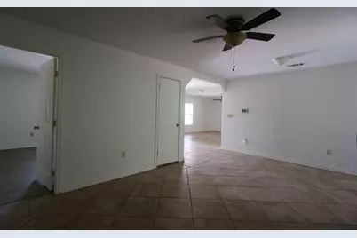 2210 West Corsicana St, Athens, TX 75751 - Photo 22