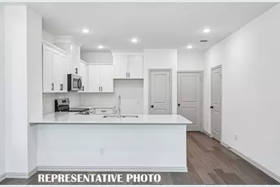 5302 Springlake Parkway, Haltom City, TX 76117 - Photo 6