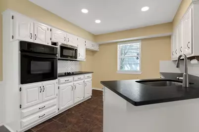2207 Glen Forest Lane, Plano, TX 75023 - Photo 6