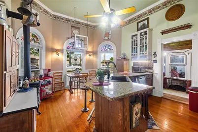 303 Market Street, Honey Grove, TX 75446 - Photo 4