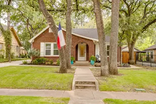 2310 Primrose Ave, Fort Worth, TX 76111 - Photo 2