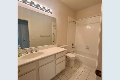 409 Crestview Point Drive, Lewisville, TX 75067 - Photo 24