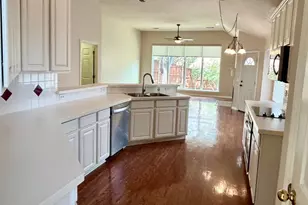 409 Crestview Point Dr, Lewisville, TX 75067 - Photo 10