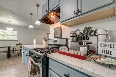 2009 Meadow Glen, Irving, TX 75060 - Photo 8