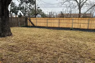 220 N Bernice Dr, Garland, TX 75042 - Photo 22