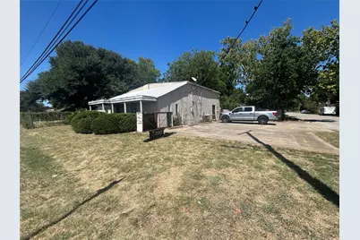 200 N Beach Street, Fort Worth, TX 76111 - Photo 4
