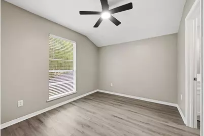 415 County Road 758, Buna, TX 77612 - Photo 18