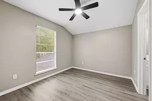415 Co Rd 758, Buna, TX 77612 - Photo 18
