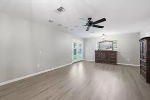 415 Co Rd 758, Buna, TX 77612 - Photo 12