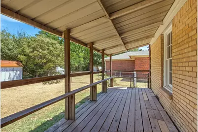1219 Daisy Lane, Irving, TX 75061 - Photo 24