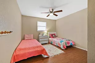 713 Patricia Dr, Sherman, TX 75090 - Photo 12