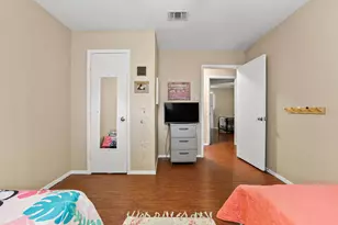 713 Patricia Dr, Sherman, TX 75090 - Photo 14