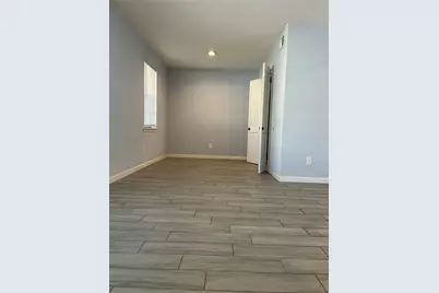 2725 Mark Drive, Mesquite, TX 75150 - Photo 2