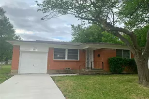 1701 Longview St, Mesquite, TX 75149 - Photo 1
