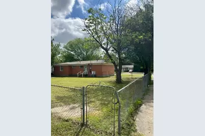 1701 Longview Street, Mesquite, TX 75149 - Photo 10