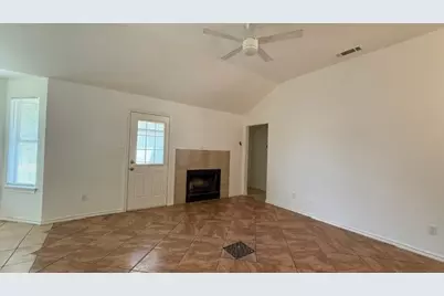 4909 Brianhill Drive, Fort Worth, TX 76135 - Photo 6