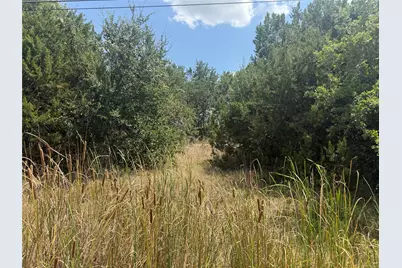 817 Pawnee Trail, Granbury, TX 76048 - Photo 2