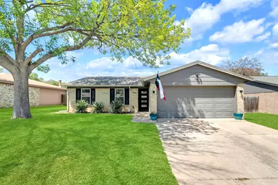 5721 Macneill Drive, Haltom City, TX 76148 - Photo 1