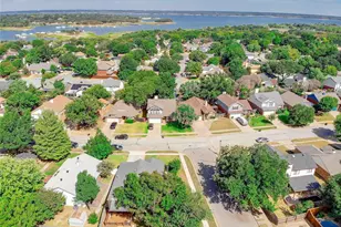 1440 Thistlewood Ln, Grapevine, TX 76051 - Photo 4