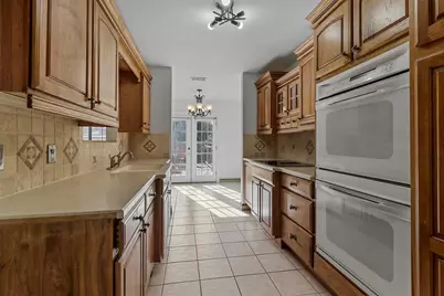 1440 Thistlewood Lane, Grapevine, TX 76051 - Photo 8