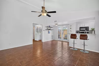 303 Liberty Place, Grand Prairie, TX 75052 - Photo 4