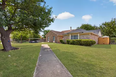 303 Liberty Place, Grand Prairie, TX 75052 - Photo 1