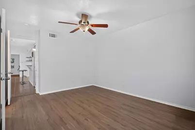 303 Liberty Place, Grand Prairie, TX 75052 - Photo 12