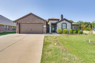 1533 Grassy Meadows Dr, Burleson, TX 76058 - Photo 4