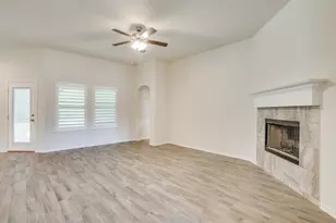 1533 Grassy Meadows Dr, Burleson, TX 76058 - Photo 8