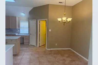 9200 Fairwood Court, Plano, TX 75025 - Photo 14