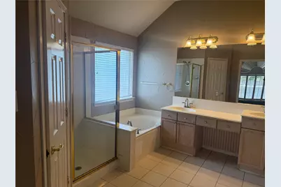 9200 Fairwood Court, Plano, TX 75025 - Photo 20