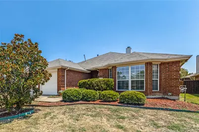 2844 Goldfinch Drive, Mesquite, TX 75181 - Photo 2