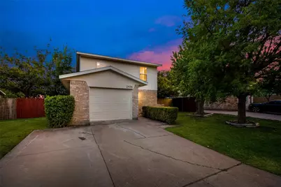 2436 Dancy Drive N, Fort Worth, TX 76131 - Photo 2