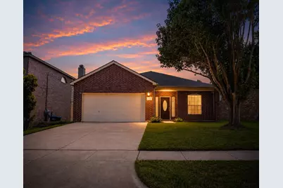 12652 Oakwood Circle, Fort Worth, TX 76040 - Photo 1