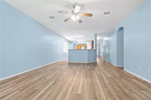 12652 Oakwood Cir, Fort Worth, TX 76040 - Photo 4