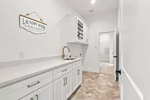 300 Spanish Oak Ct, Weatherford, TX 76085 - Photo 18