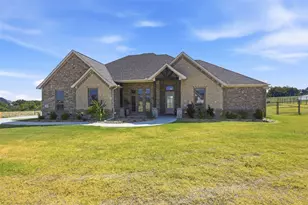 300 Spanish Oak Ct, Weatherford, TX 76085 - Photo 1
